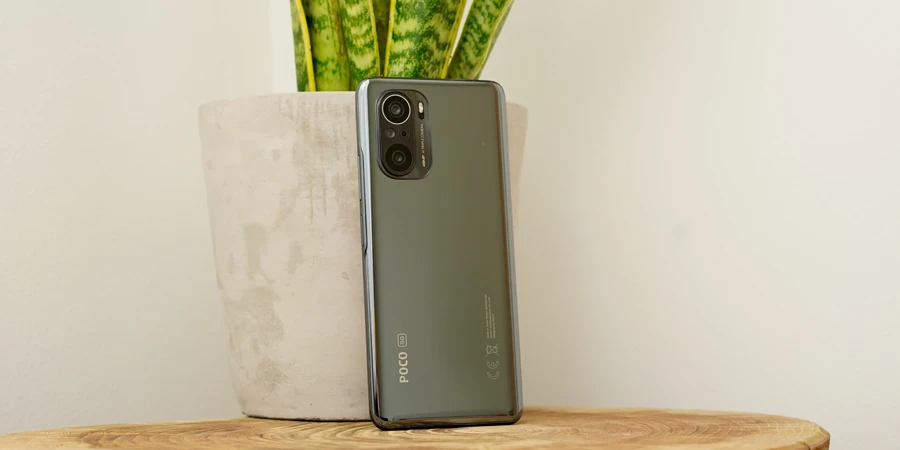 بهترین گوشی شیائومی از نظر دوربین و باتری