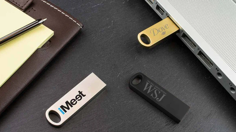 فلش مموری تبلیغاتی و قیمت مناسب آن برای کسب و کارها