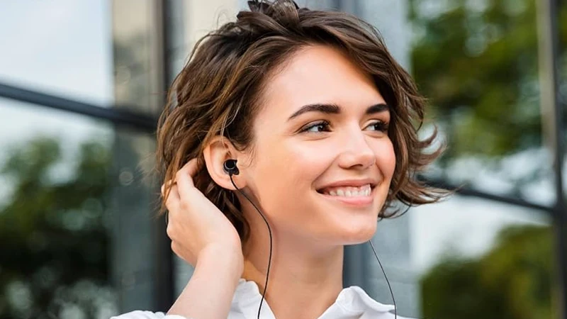 ویژگی های یک هندزفری سیمی خوب