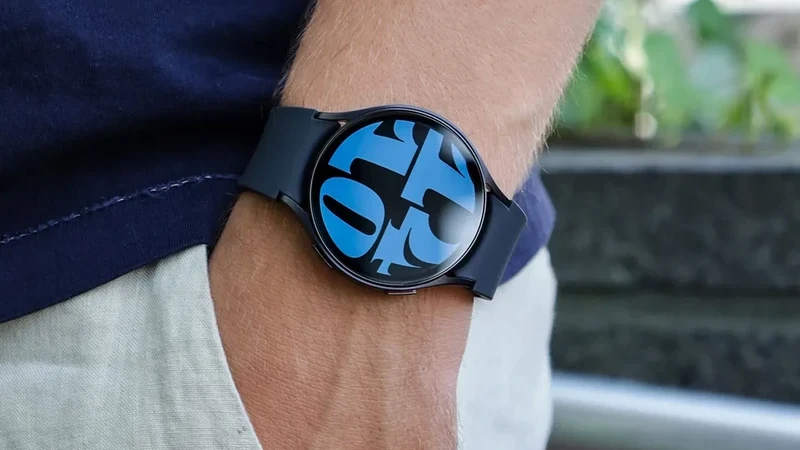 10. ساعت هوشمند سامسونگ مدل Galaxy Watch6 44mm