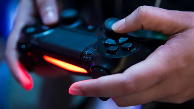 تفاوت ps5 و ps4 از نظر قیمت